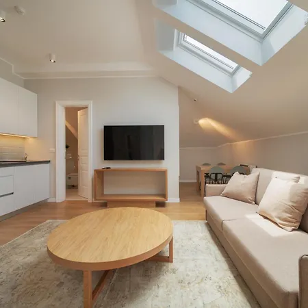 Slavija Fontana Lux * Belgrád