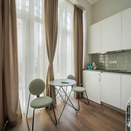 Slavija Fontana Lux Belgrád