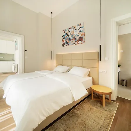 Apartment Slavija Fontana Lux Belgrade