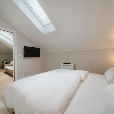 Slavija Fontana Lux Apartment Belgrade